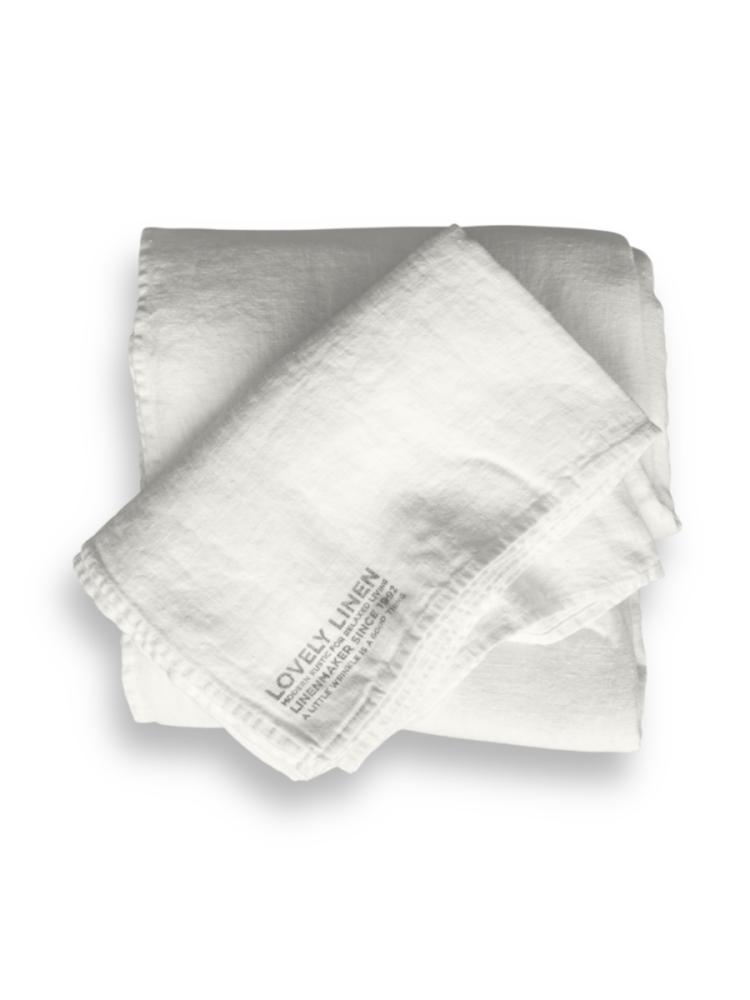 LOVELY BED SKIRT Off-white