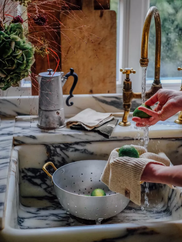 CLAIRE KÖKSTRASA Vanilla & Jeep Green