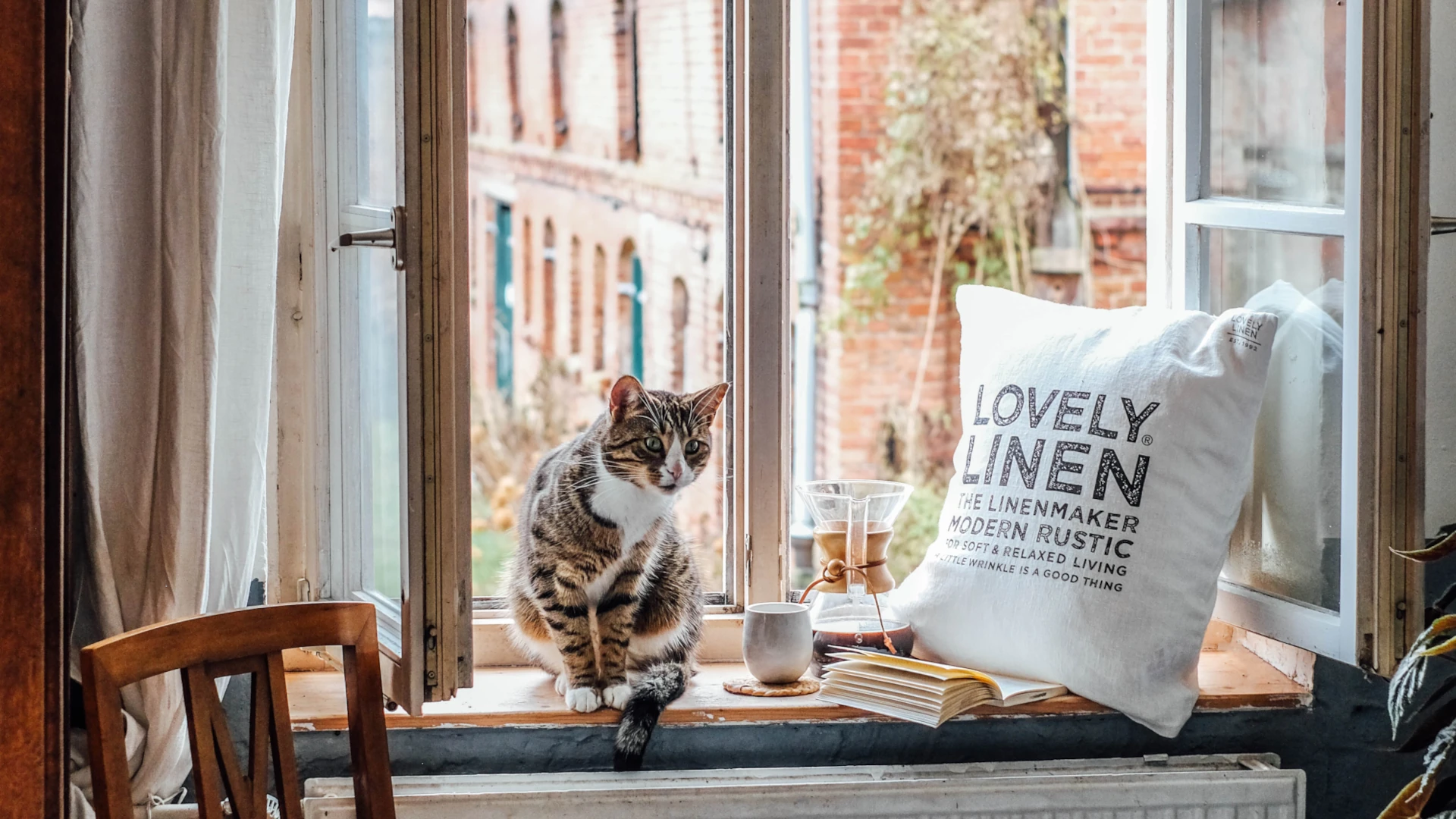 Vita gardiner i linne från Lovely Linen