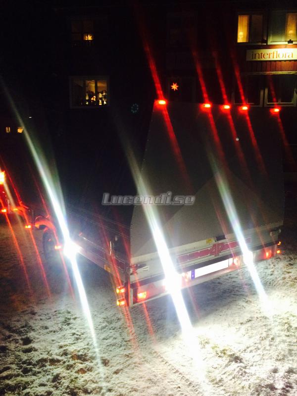 Led positionsljus på släpvagn