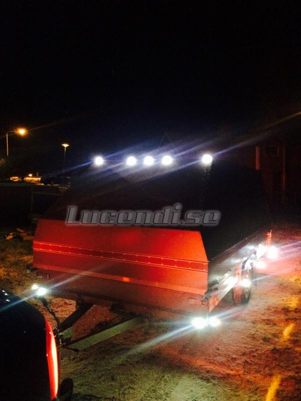 Led positionsljus på släpvagn