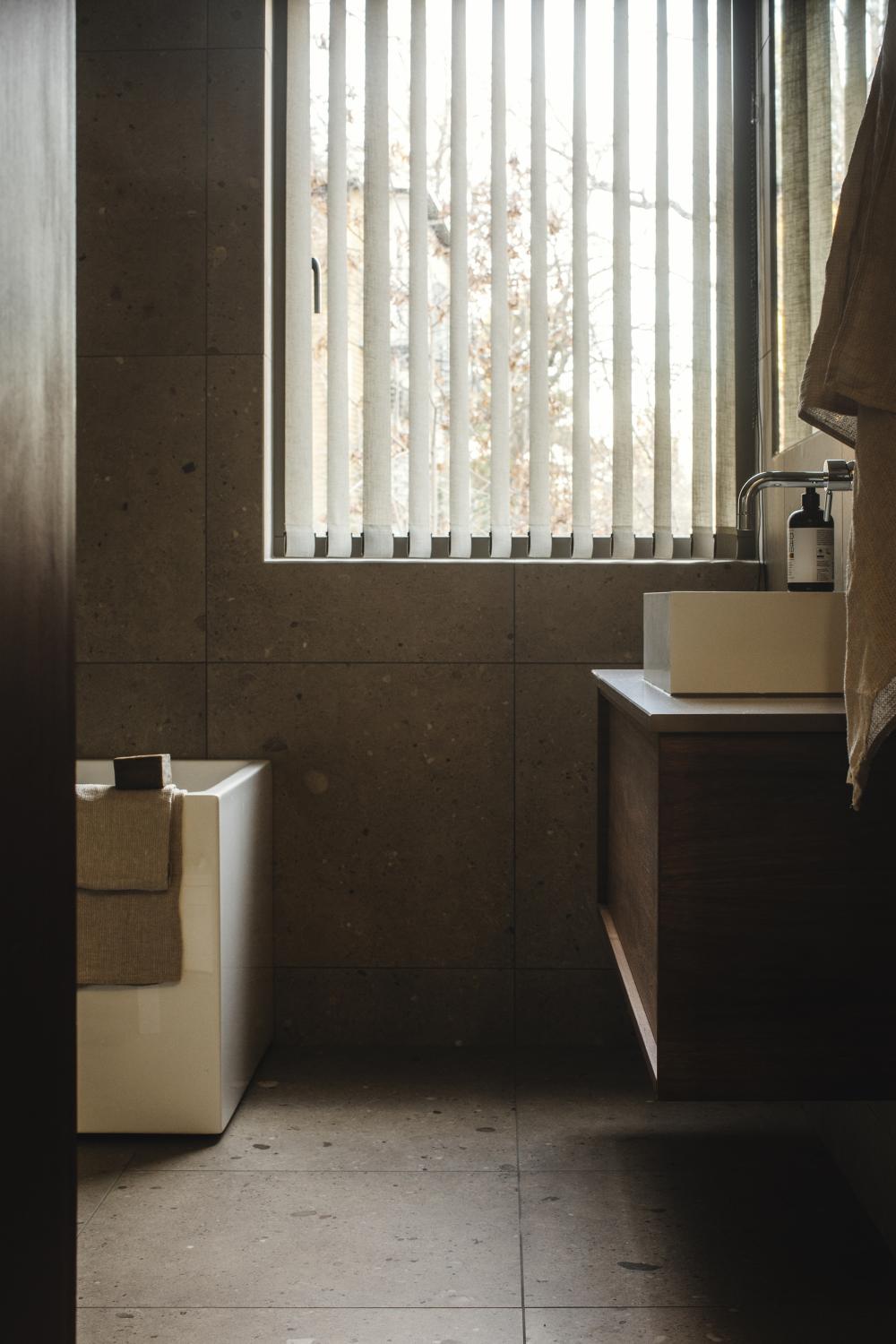 Kommod - True Walnut