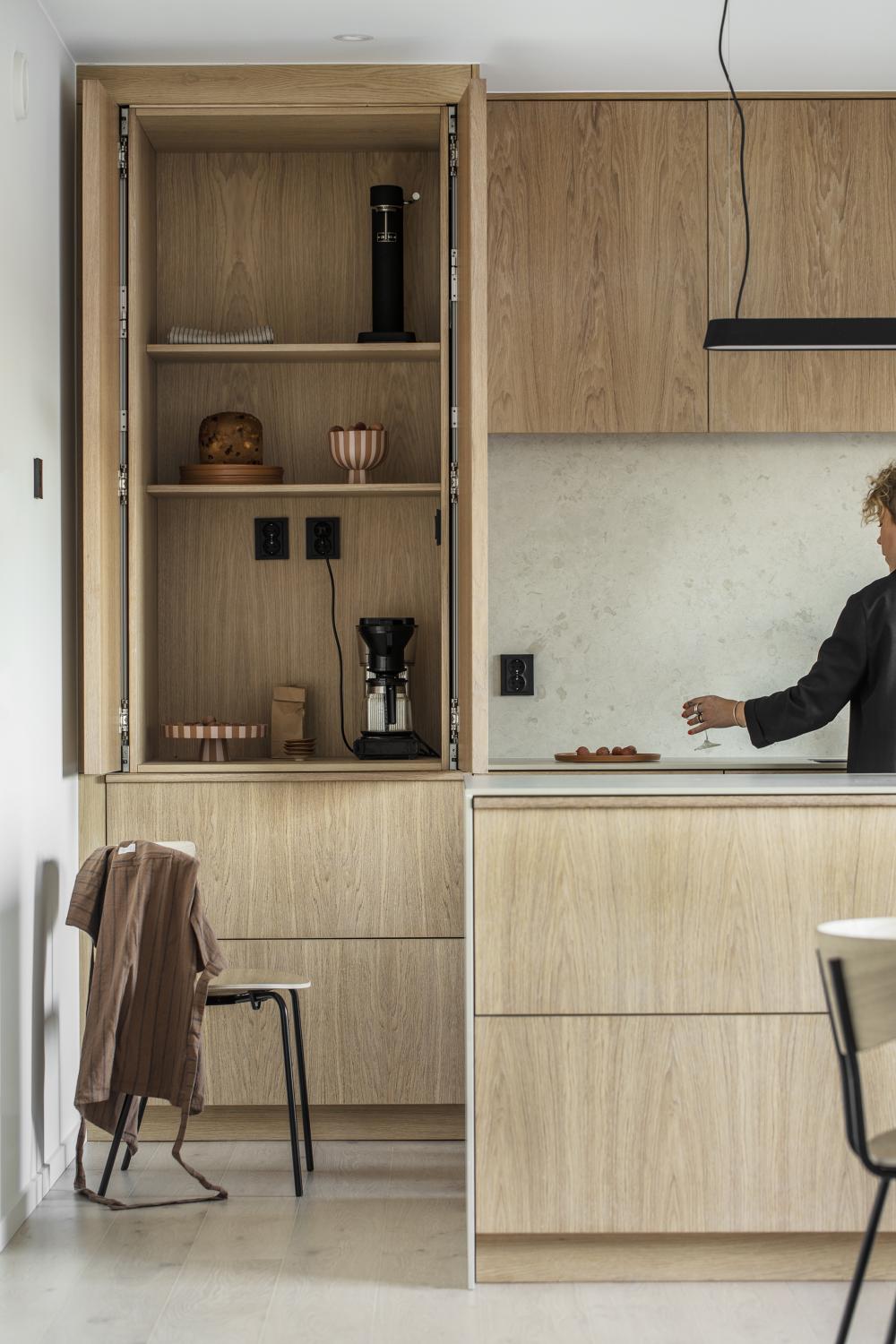 Pivot skåp - soaped oak