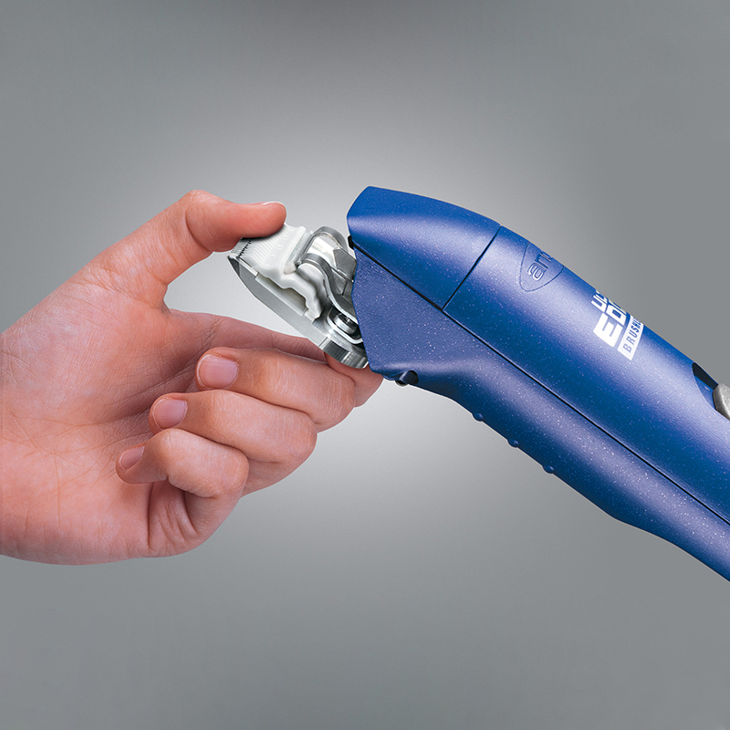 Andis AGCB med skär 10 Blå - klippmaskin till hund,katt,smådjur