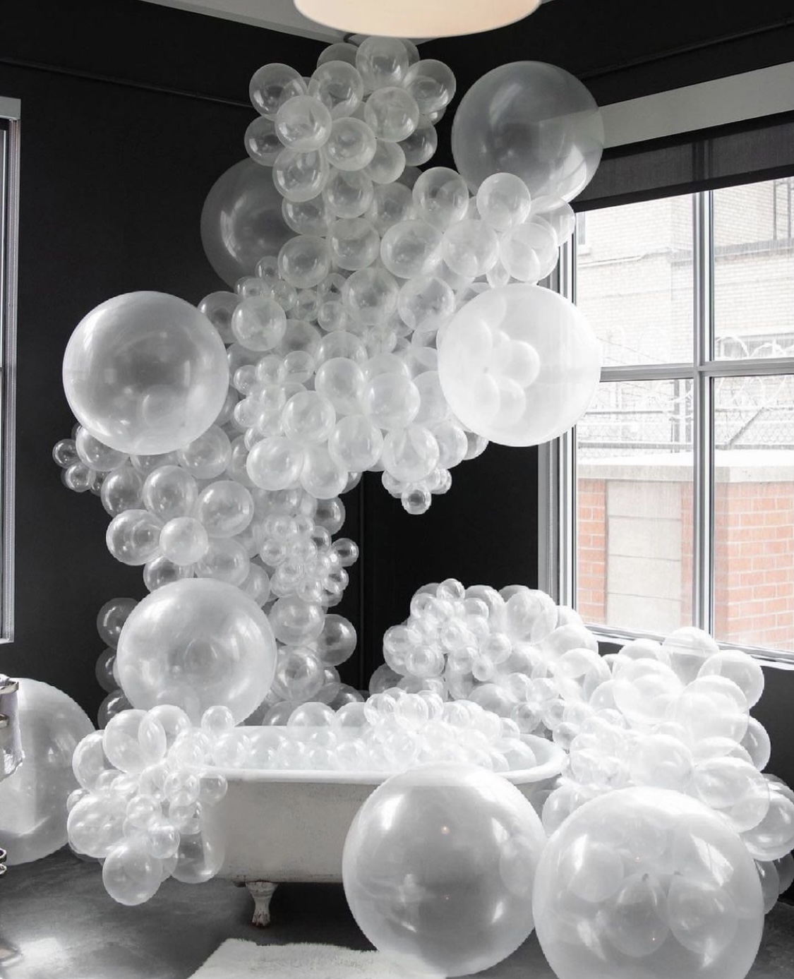 Ballongbåge med transparenta ballonger