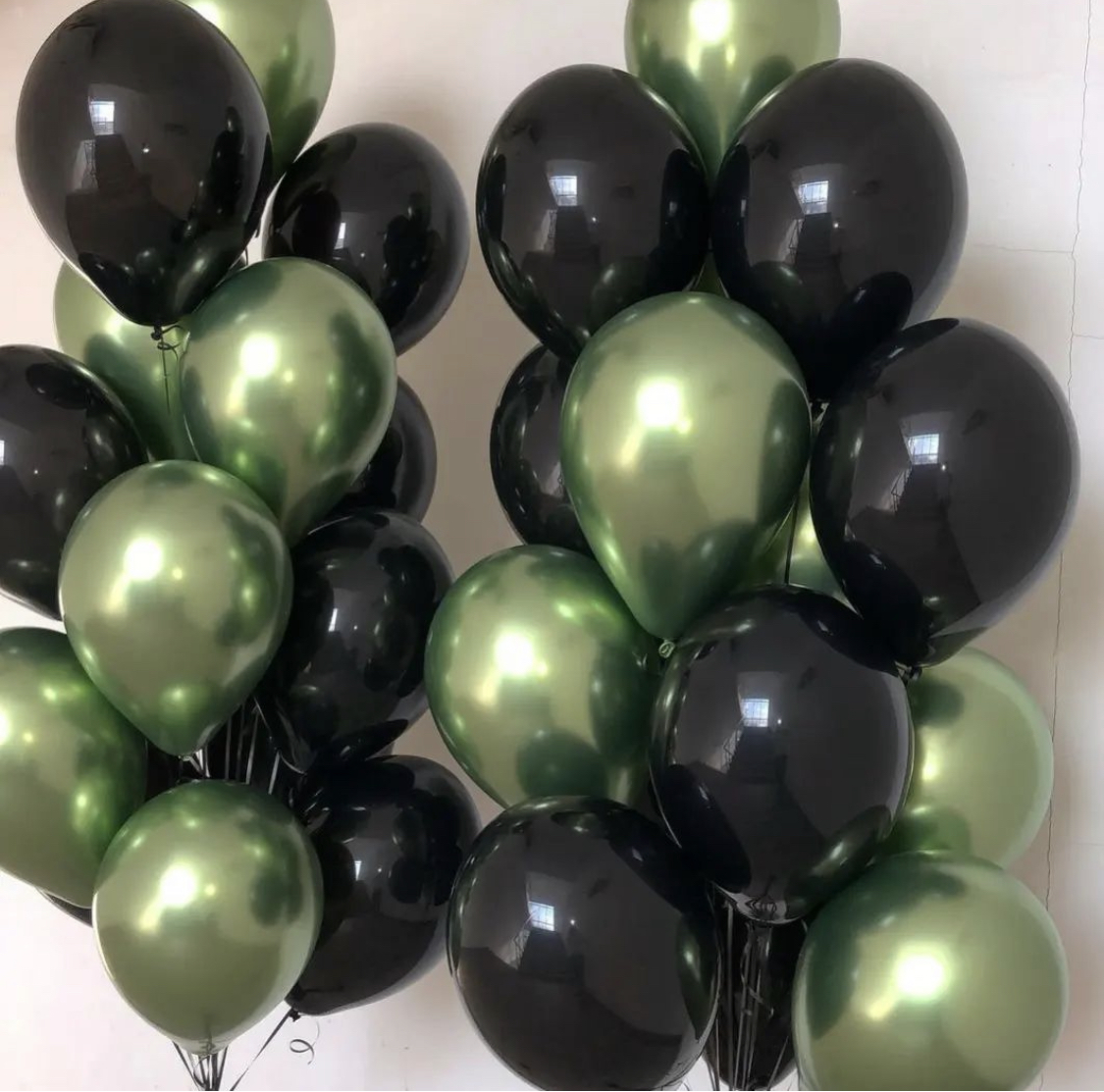 Ballongbuketter med gröna och svarta ballonger