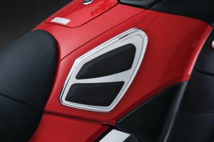 Tank Trim chrome UTGÅENDE