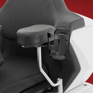ARMREST BEVERAGE HOLDER