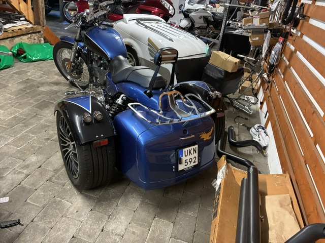 HARLEY SPORSTER TRIKE