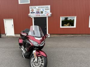 GOLDWING 1800.2018