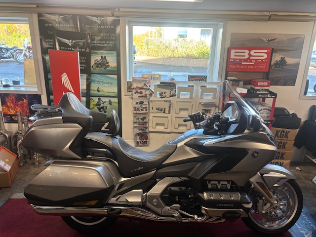 GOLDWING 1800,2024