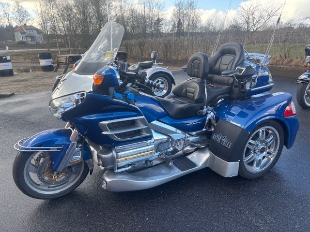 GOLDWING TRIKE-05