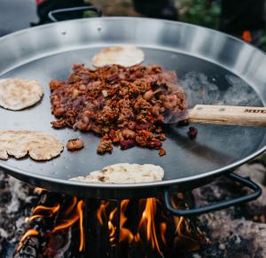 Muurikka Paellapanna Kallvalsat Stål 40cm