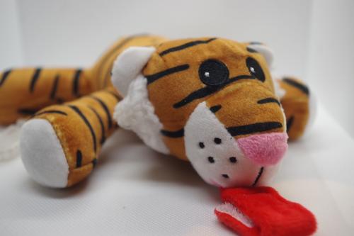 NAPPHÅLLARE Teo Tiger