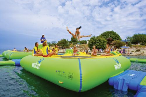 Trampoline 2  inkl. 1 bungee + stege