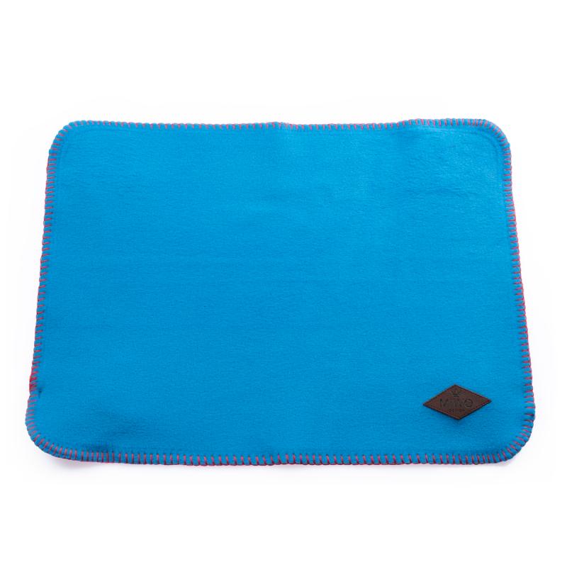 Pläd i blått till katter och hunden i dubbel fleece