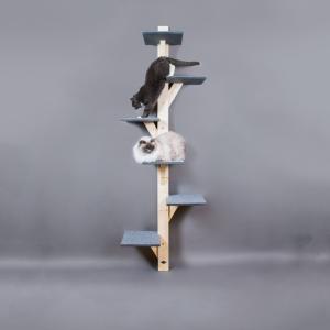 2 meter högt lyxigt stabilt klösträd för stora och tunga katter. Tillverkad i trä med hyllplan klädda med grå nålfiltsmatta.