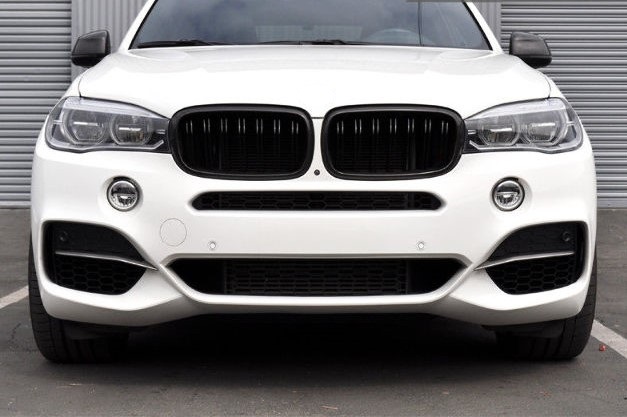 BMW X5 X6F15 F16 svart dubbelribb grill njurar till bilen BMW X5 X6F15 F16 svart dubbelribb grill njurar till bilen