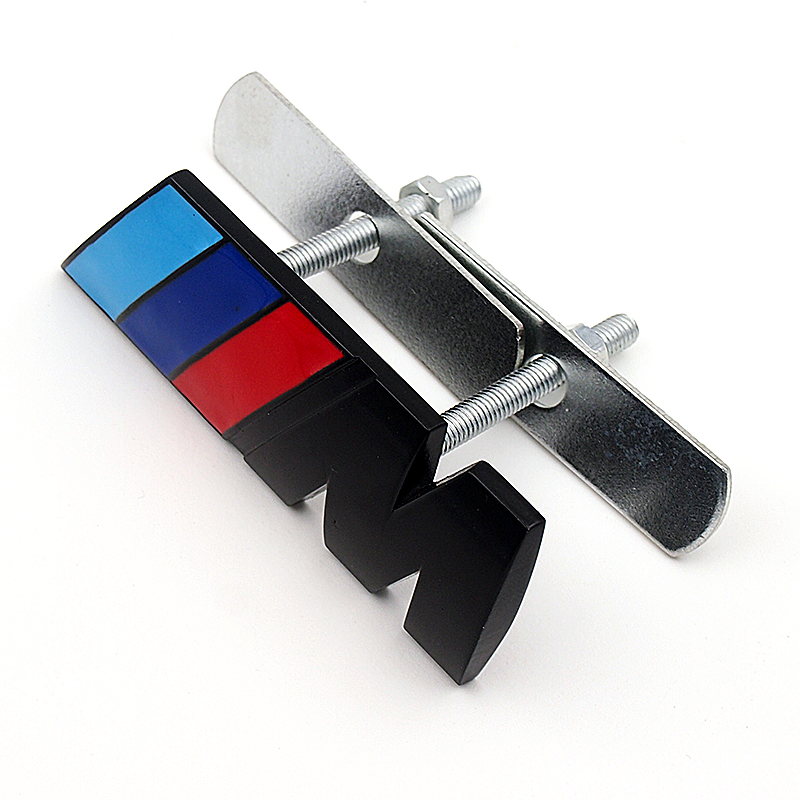 BMW M logo emblem till grillen. Grillemblem finns i svart BMW M logo emblem till grillen. Grillemblem finns i svart