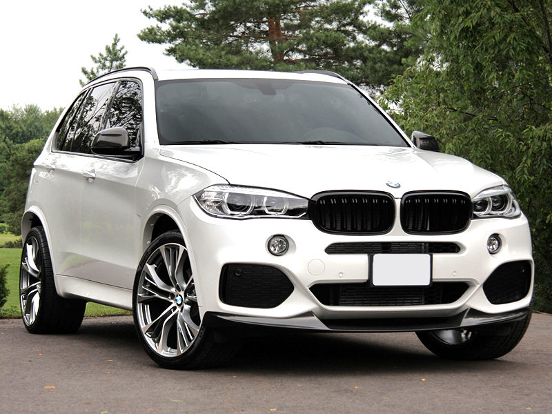 BMW X5 X6F15 F16 svart dubbelribb grill njurar till bilen BMW X5 X6F15 F16 svart dubbelribb grill njurar till bilen