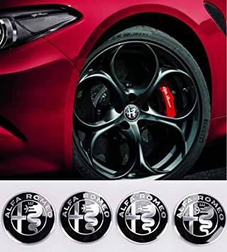 alfa romeo centrumkåpor i svart