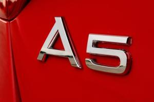 audi a5 logo marke till bilen