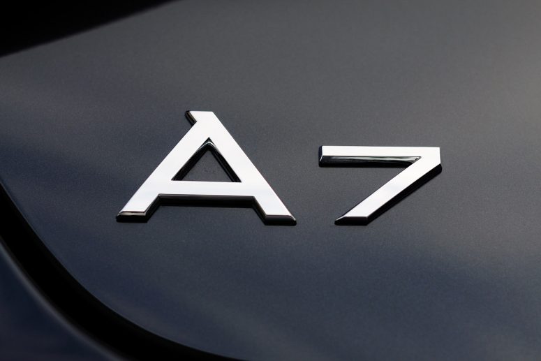 audi a7 emblem i krom