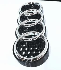 Emblemhållare till Audi, böjd emblem hållare