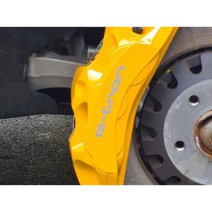 audi etron dekaler till bromsar