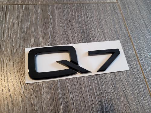 audi q7 logo emblem i blank svart
