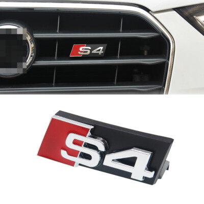 Audi S4 logo emblem märke till grillen