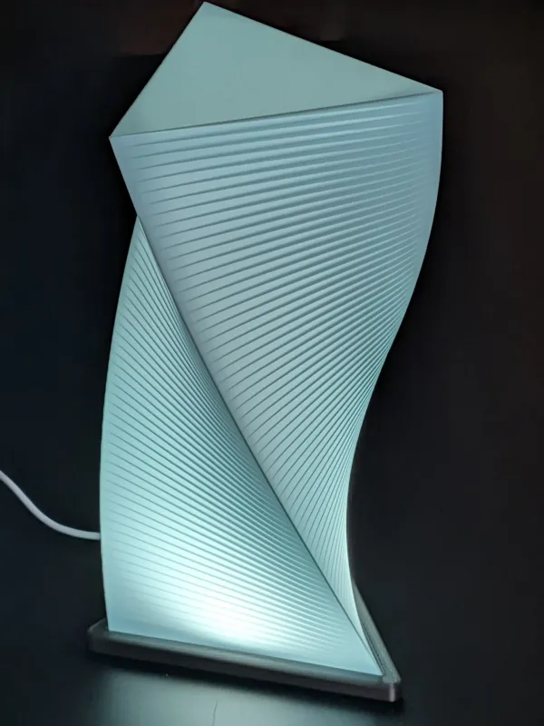 Designlampa Helix – Vriden 3D-printad Bordslampa