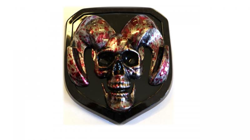 dodge ram emblem skull med blod
