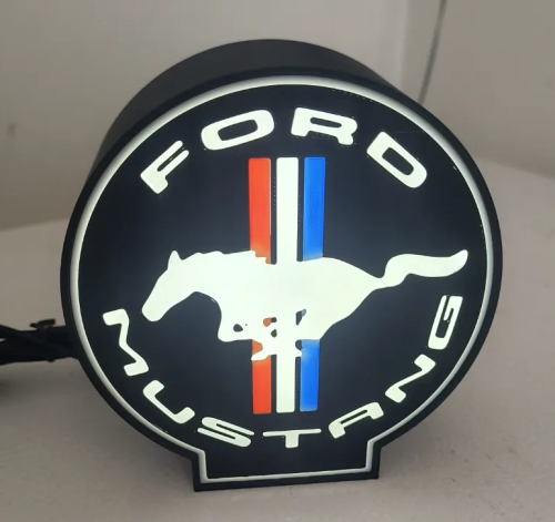 Ford Mustang nattlampa perfekt till garage