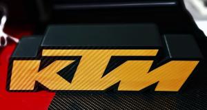 KTM logo design nattlampa lampa