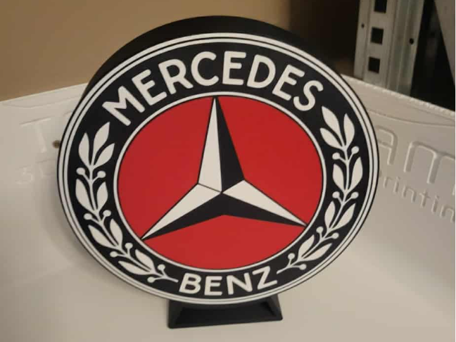 Mercedes nattlampa röd led dekoration lampa