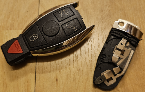 Mercedes fjärrnyckel larmdosa med 4 knappar