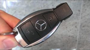 mercedes nyckelskal med 2 knappar