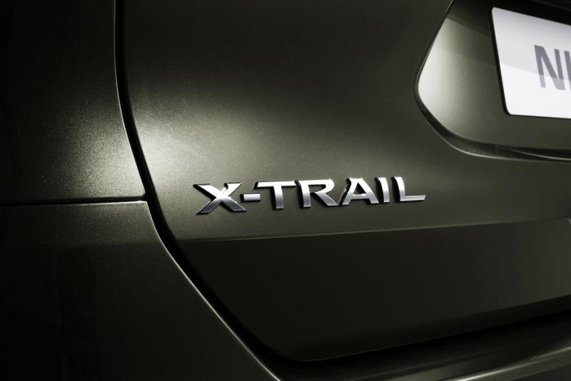 nissan xtrail logo emblem märke