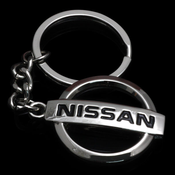 Nissan nyckelring nyckelhänge
