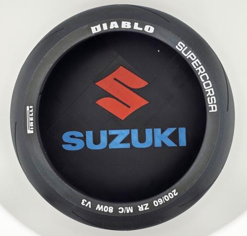 Suzuki logo förvaringsbox i form av däck