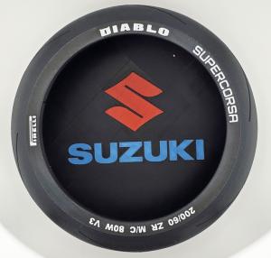 Suzuki logo förvaringsbox i form av däck