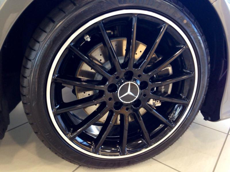 svarta centrumkåpor till mercedes