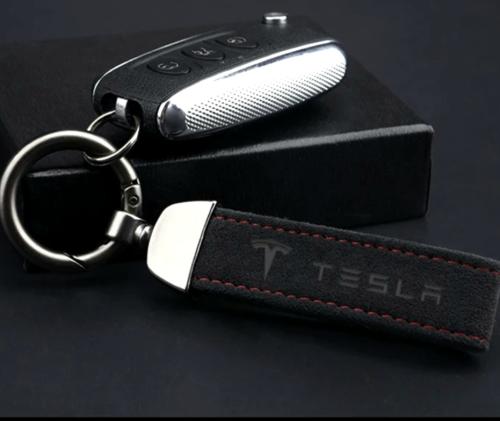 tesla nyckelring alcantara