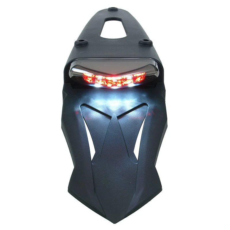 TNT Baklykta med stänkskydd (Enduro) LED