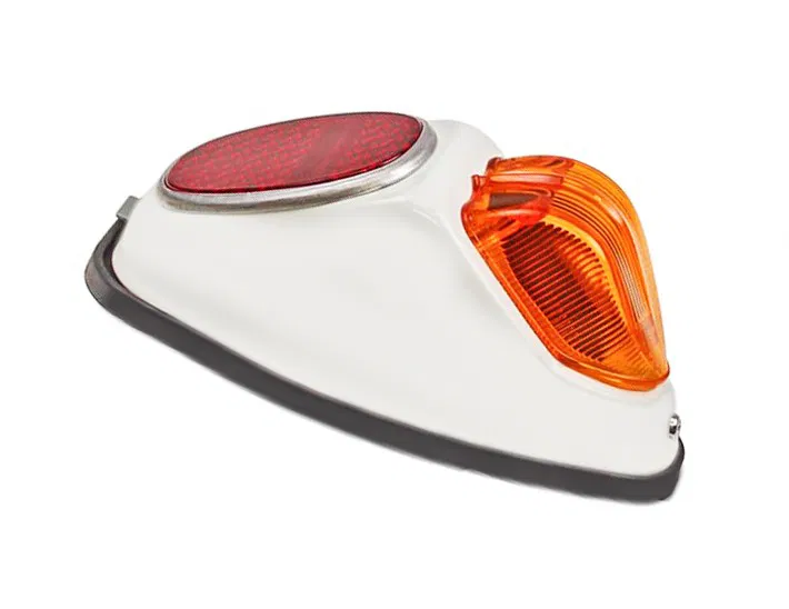 Baklykta Hella modell med bromsljus vitt