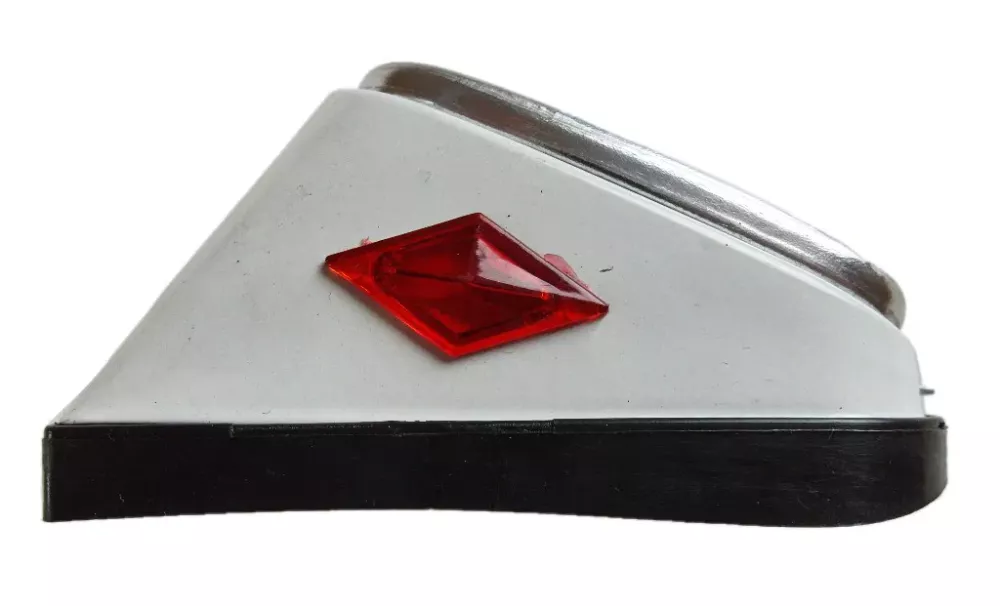 Baklykta kyrkfönster vitt