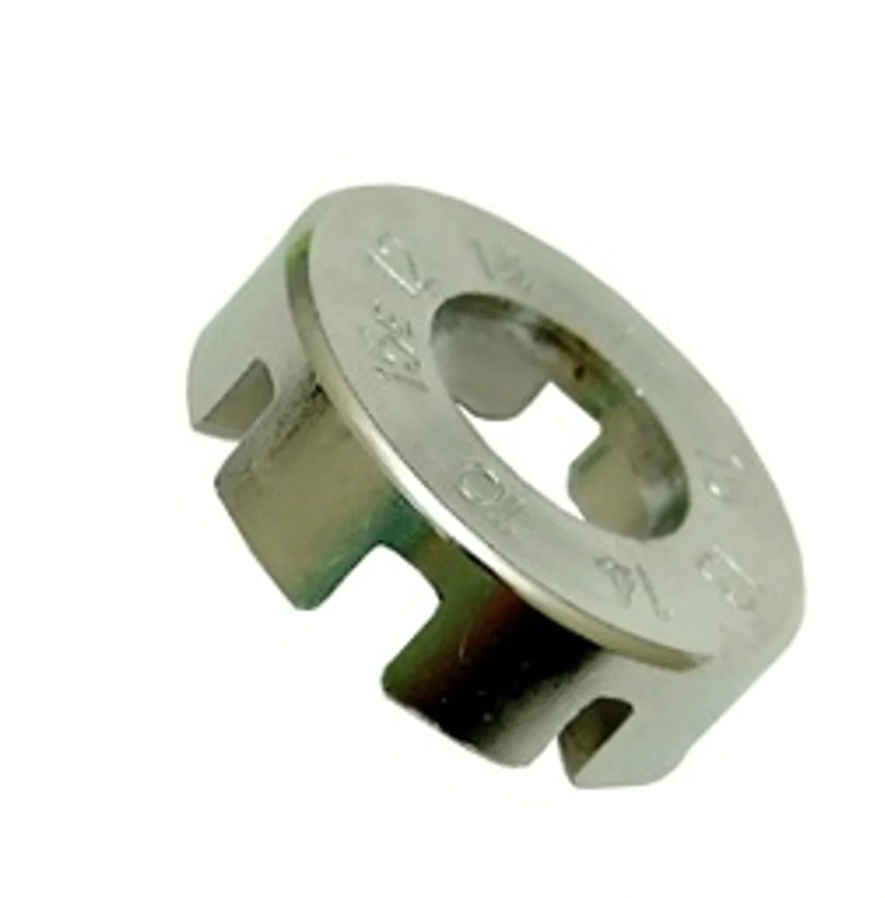 Ekernyckel Universal Med 8 dimensioner