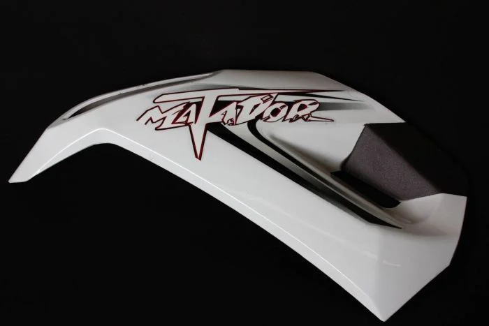 Kåpa Matador 4T, vit vänster fram