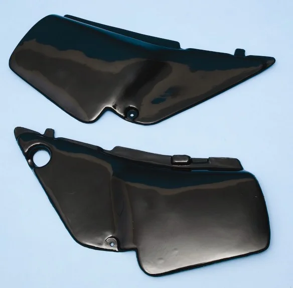 Sidokåpor P/D svarta Honda MT